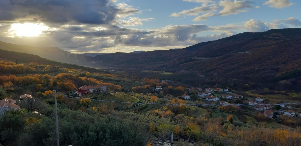 Bed and Breakfast Il Glicine San Dorligo della Valle Exteriér fotografie